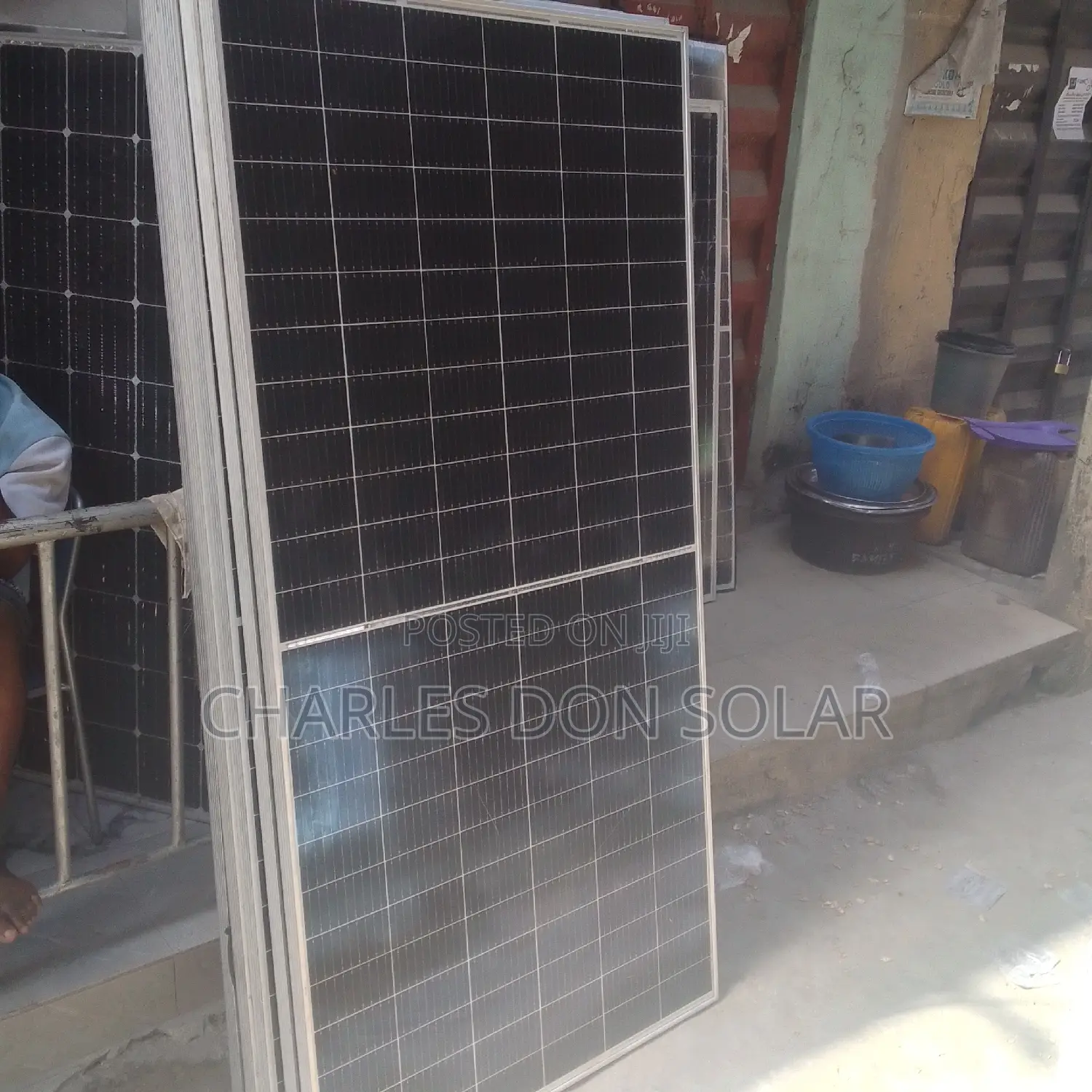 600w Canadian Solar Panel 144 Cells