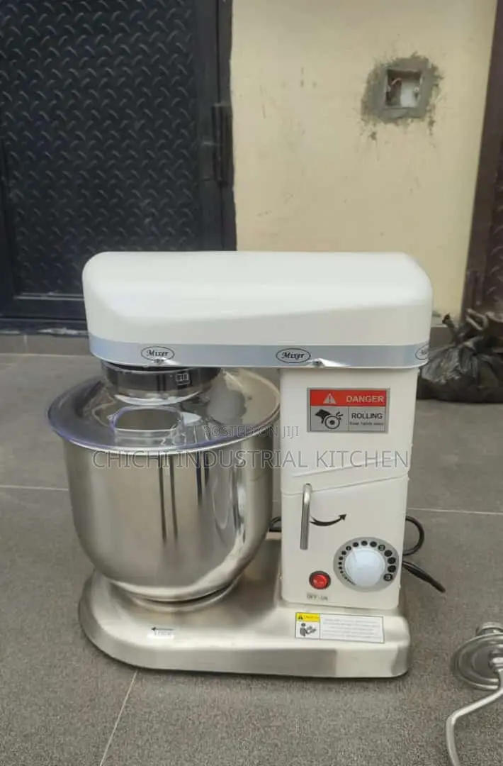 10 Liters Cake Mixer