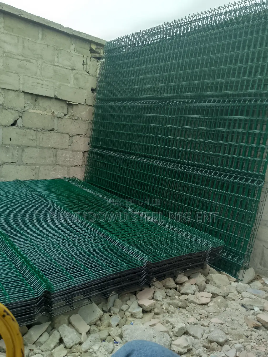 Road Fence Wire
