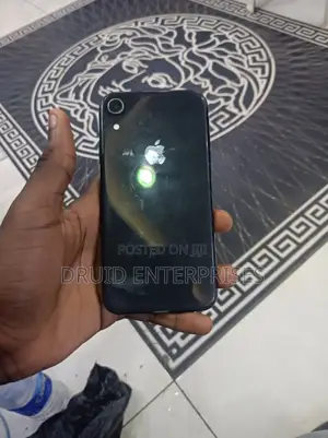 Apple iPhone XR 64 GB Black