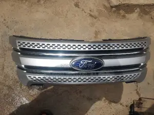 Front Grill Ford Explorer 2013