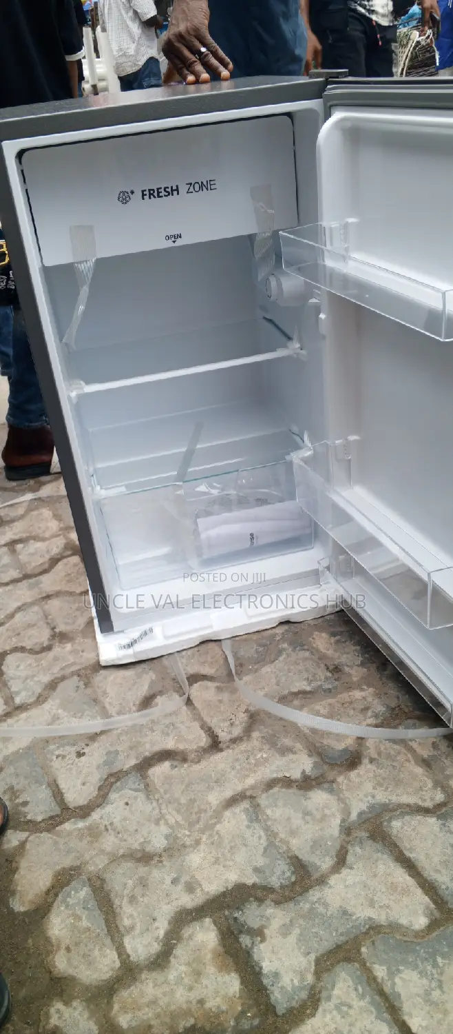 Hisense 093dr Table Top Fridge