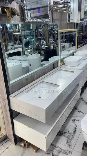 England Vanity Master Double Cabinet With Led Light Mirror
