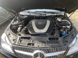 Mercedes-Benz C300 Sport 4Matic Sedan AWD (3.5L 6cyl 7A) 2013 Black