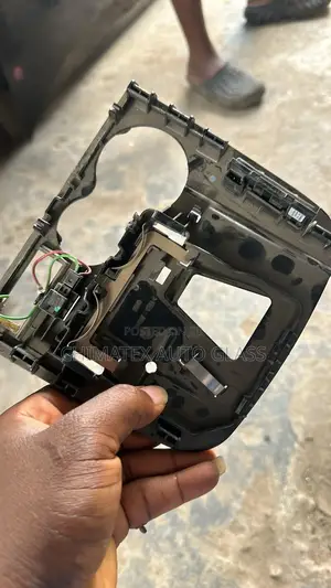 Screen Camera for Benze