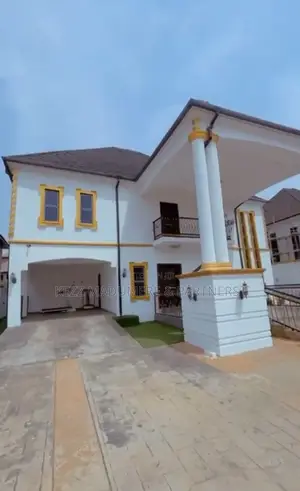 4bdrm Duplex in Near Rochas for sale