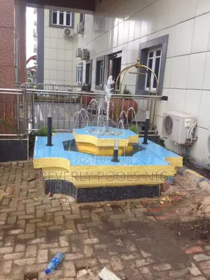 Beverly Pools Water Fountain