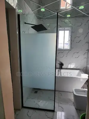 Half Frosted Toilet Glass Partition