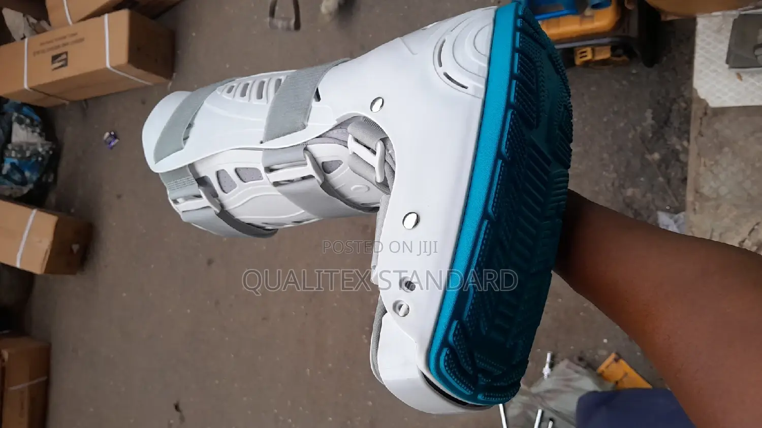 Brand New Medium Size Air Cast Boot