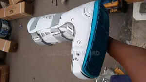 Brand New Medium Size Air Cast Boot