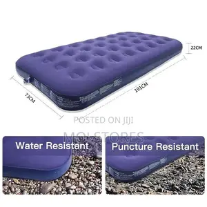 Inflatable Bed With Manual Pump