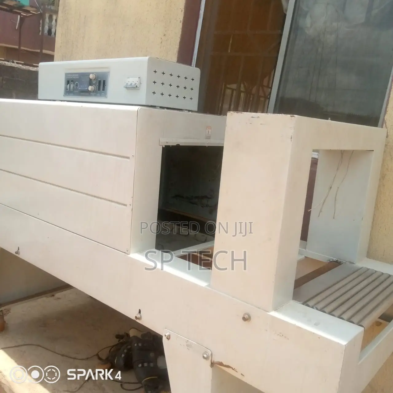 STRINK Wrapping Machine.