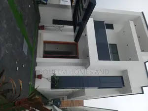 5bdrm Duplex in Secured Estate, Chevron for sale