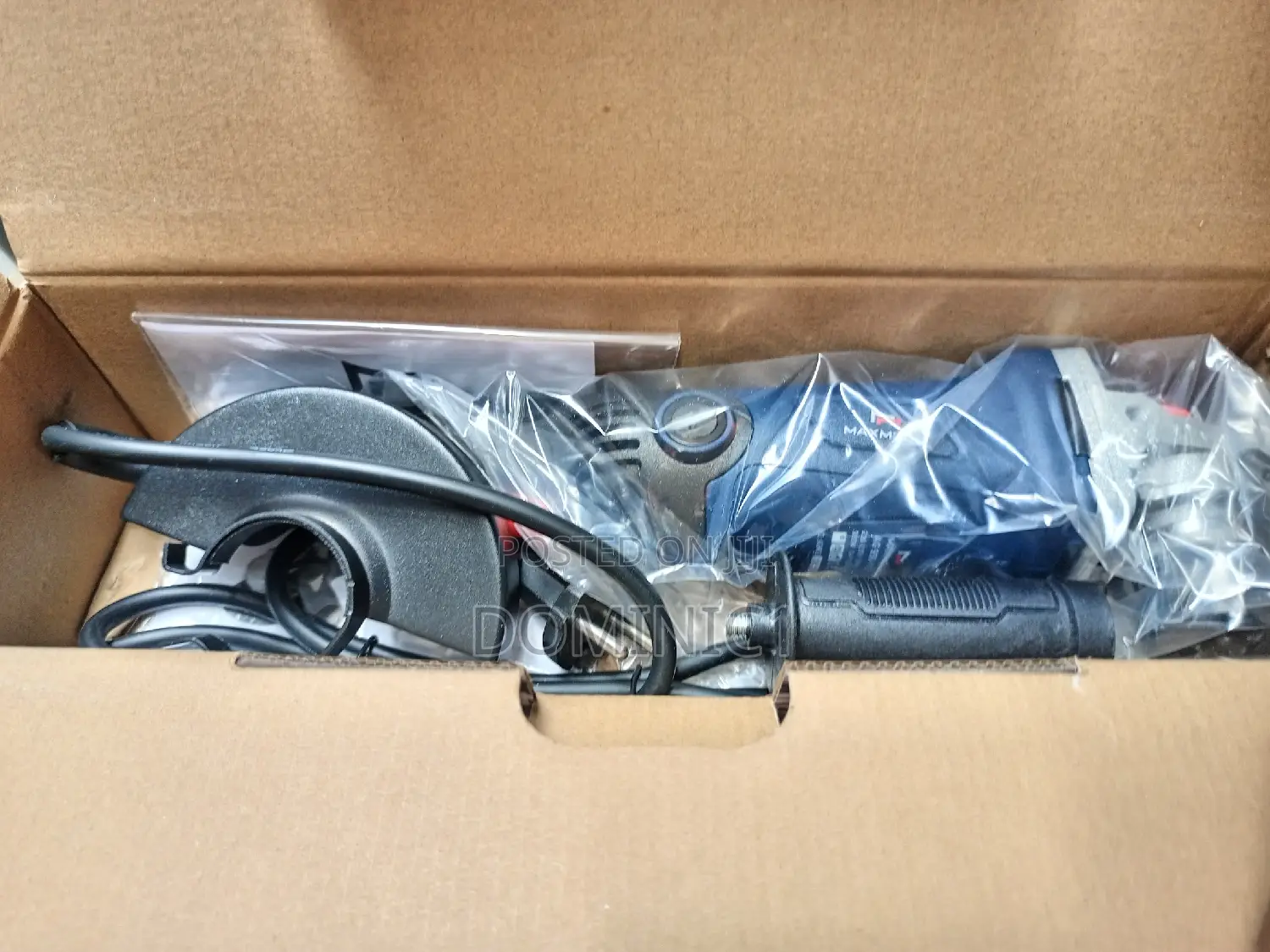 Maxmech Cutting Machine 950w