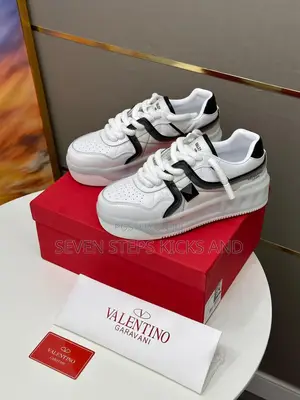 Quality Valentino Garavani Italian Men Luxury Men's Sneakers