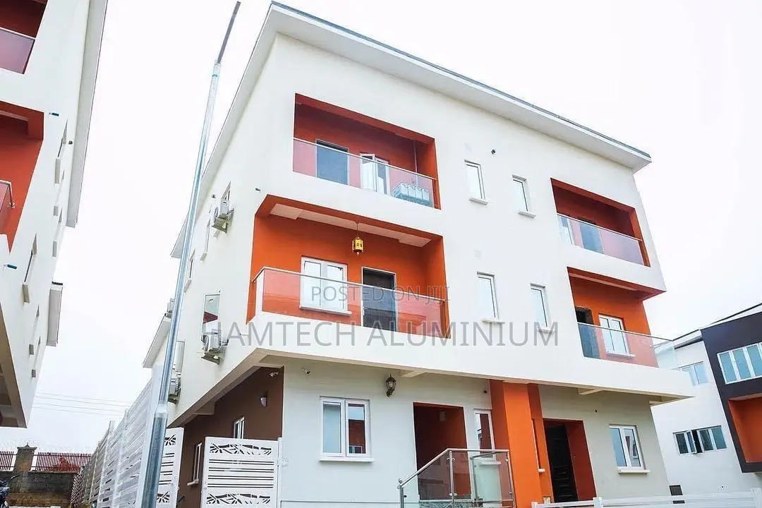 10mm Thick Balcony Handrail Glass