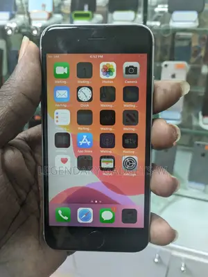 Apple iPhone 6s 32 GB Silver