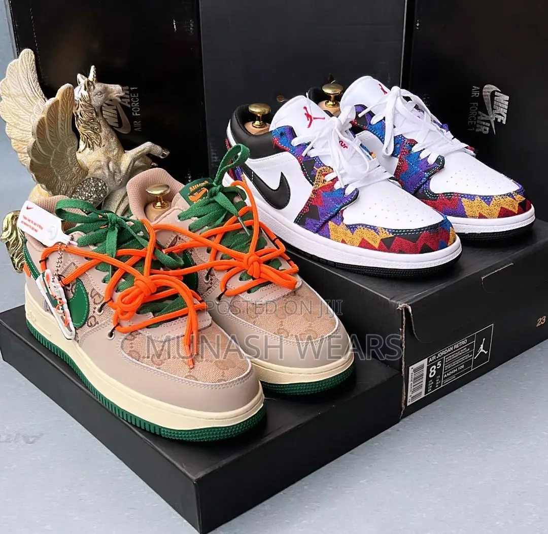 Nike Sneakers