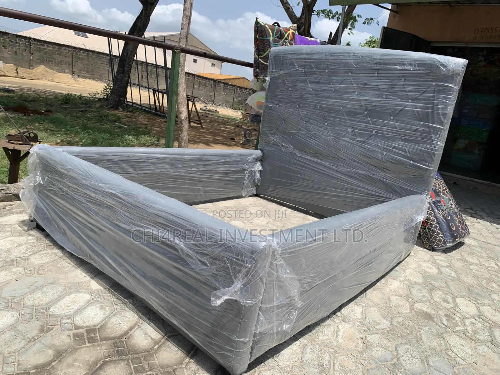 4.5 by 6 Quality and Solid Bedframe