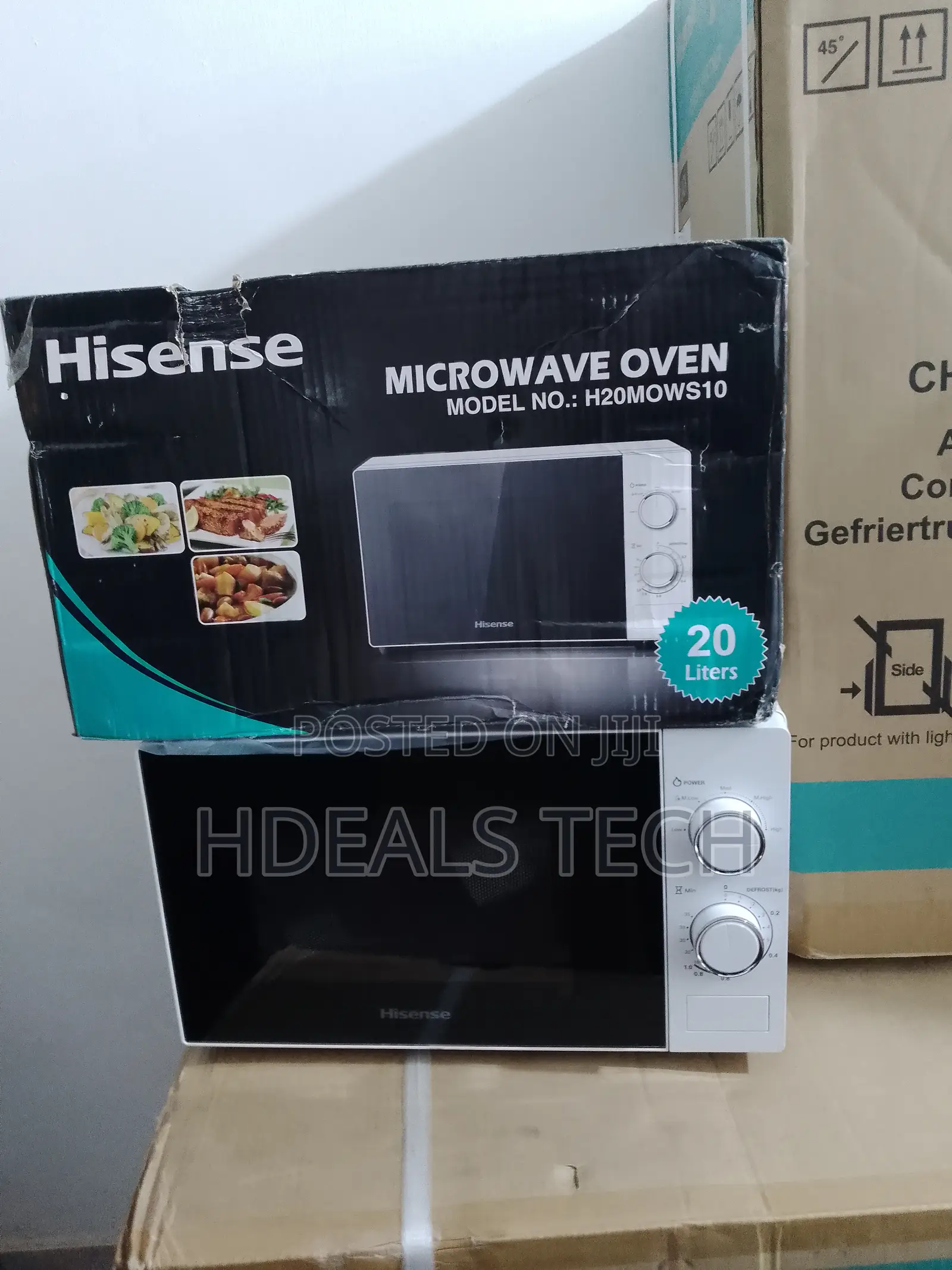 Top Selling Hisence Microwave 20L.