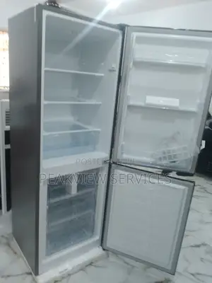 Bottom Freezer Hisense 225L Double Door Refrigerator