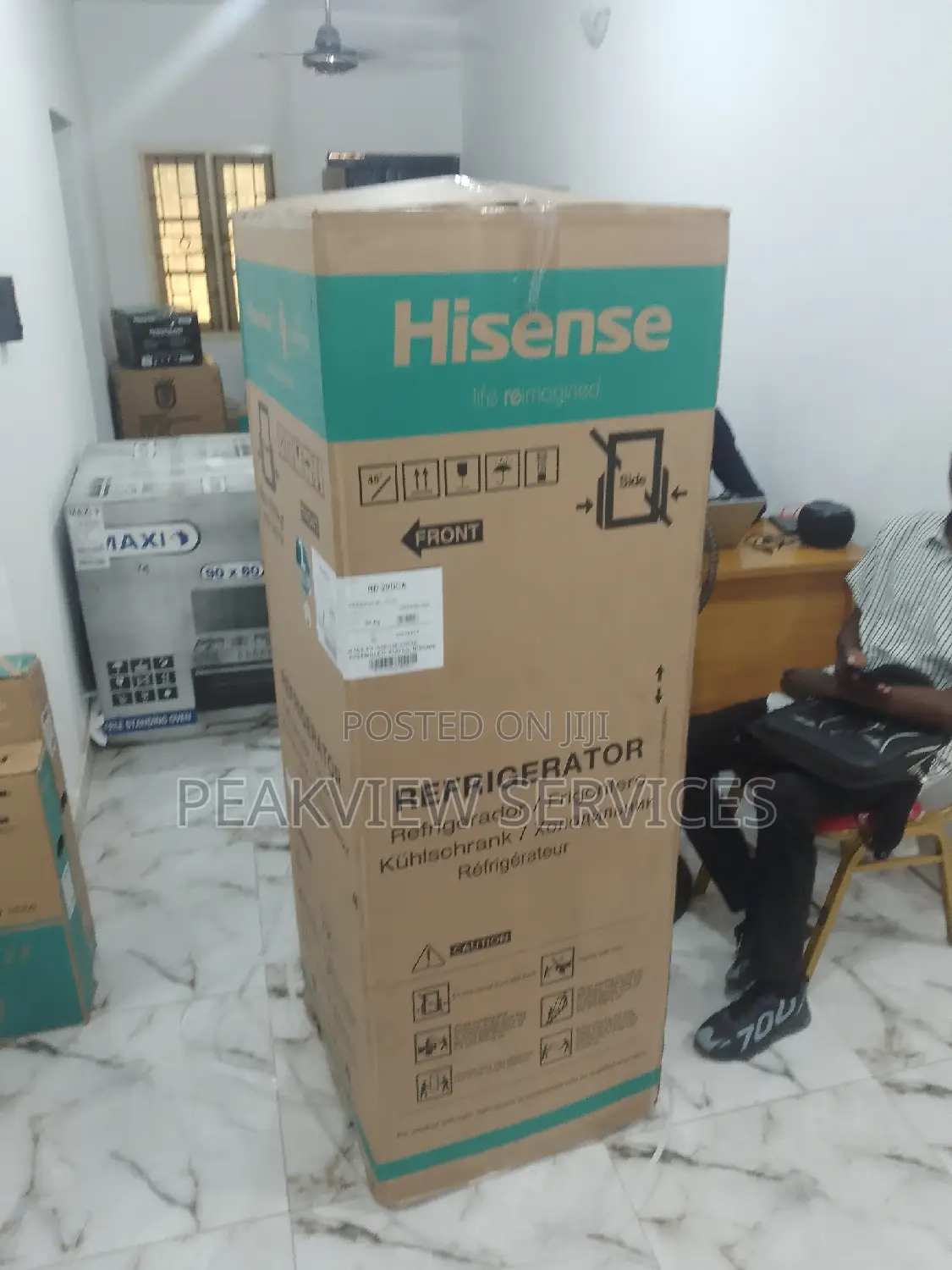 Spanking New Hisense Bottom Freezer+Shelves