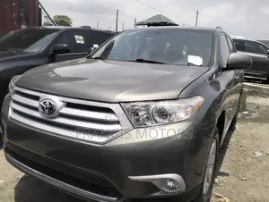 Toyota Highlander 2013 Gray