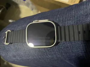 Apple Watch Ultra 1