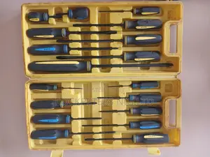 Cummins 18pc Professional Screw Driver Set