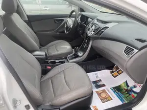 Hyundai Elantra 2014 White