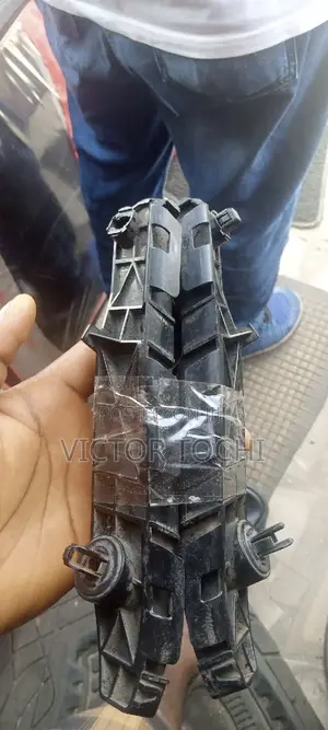 Lexus Is250 Bumper Clip