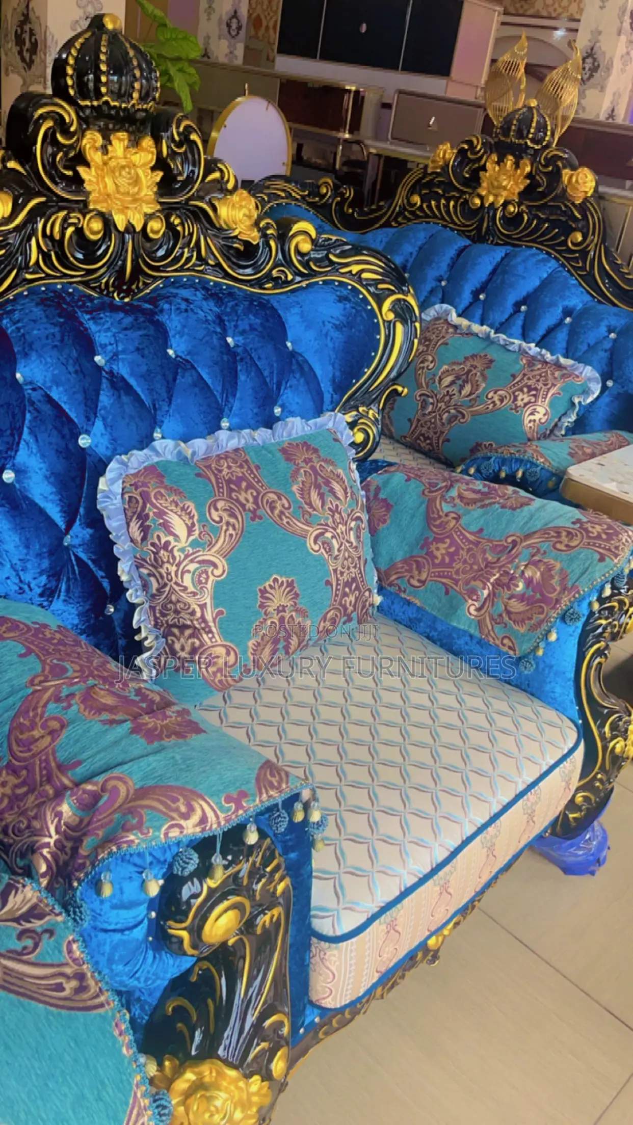 Royal Sofa
