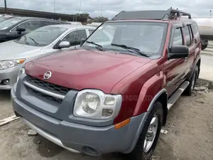Nissan Xterra 2004 Red