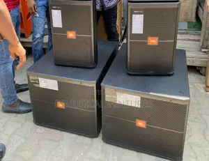 Photo - JBL SRX 718 Single Subwoofer and Single Speaker System