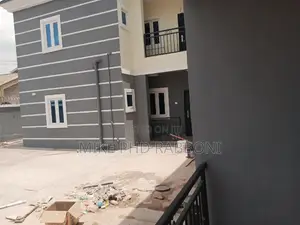3bdrm Block of Flats in Thinkers Corner, Enugu for rent