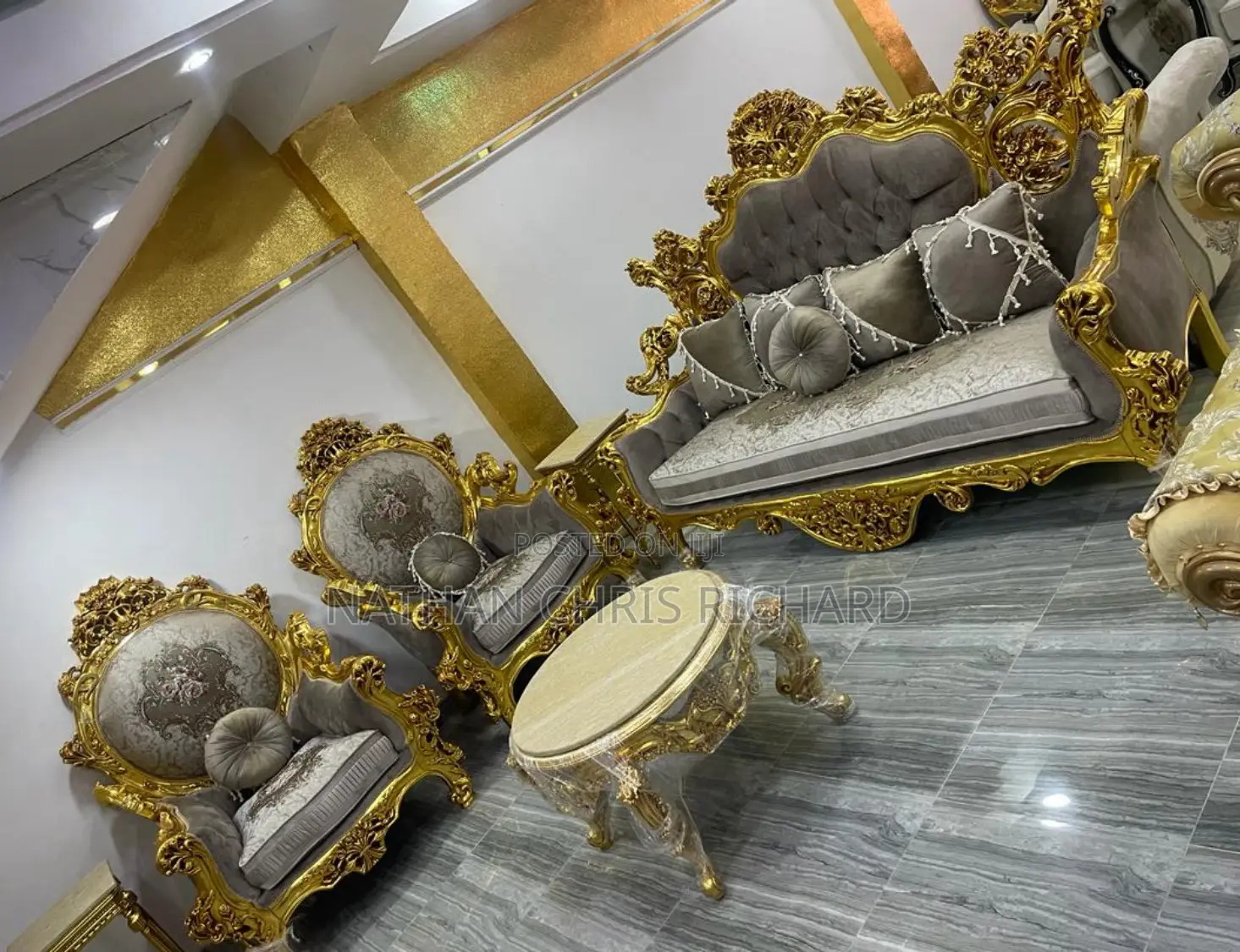 High Quality Royal Sofa