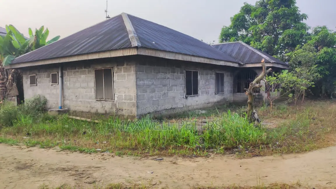 3bdrm Bungalow in Port-Harcourt for sale