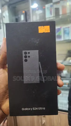 New Samsung Galaxy S24 Ultra 256 GB