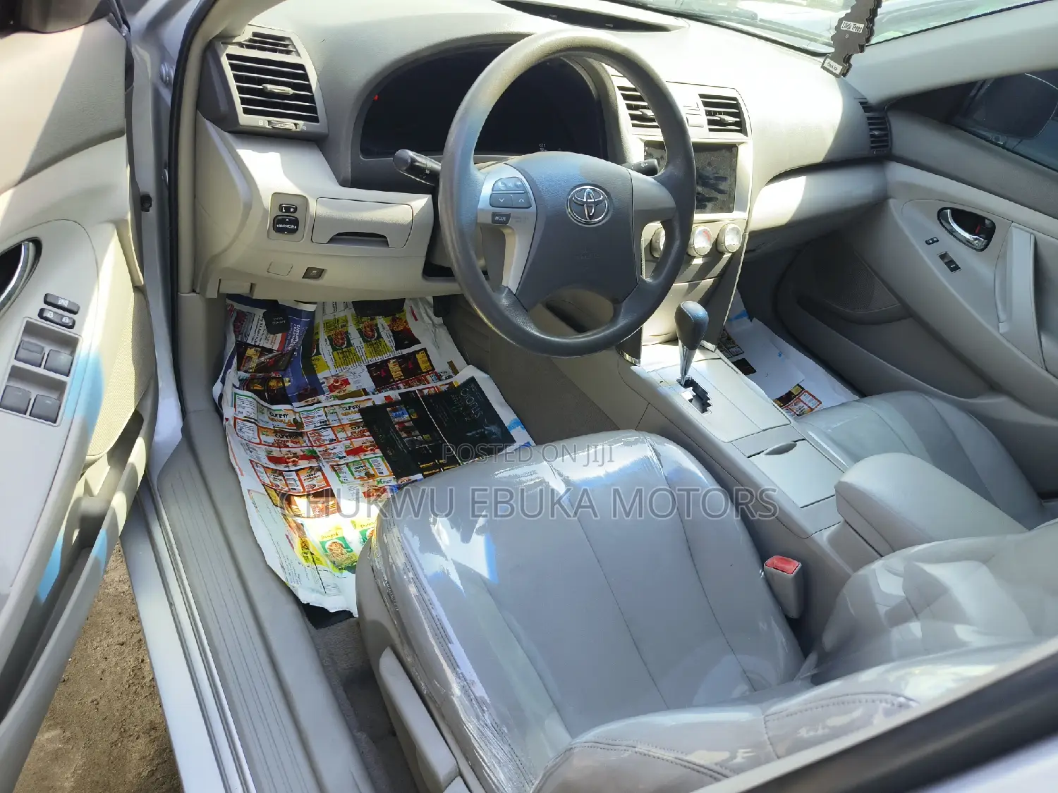 Toyota Camry 2010 Silver
