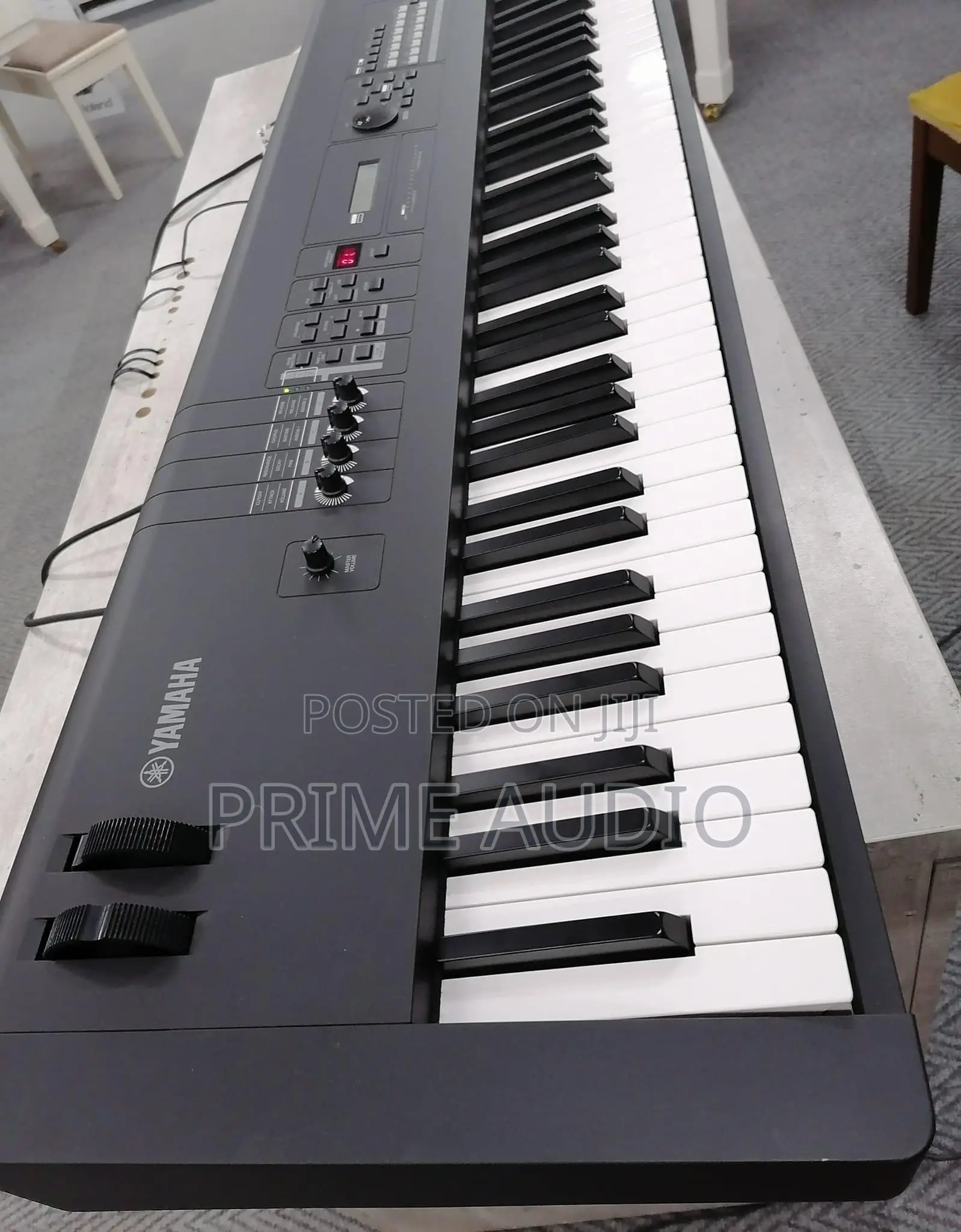 Yamaha MX88 UK Used Electronic Keyboard