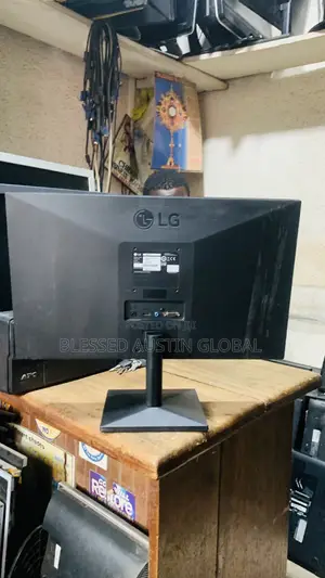 22” LG Monitor