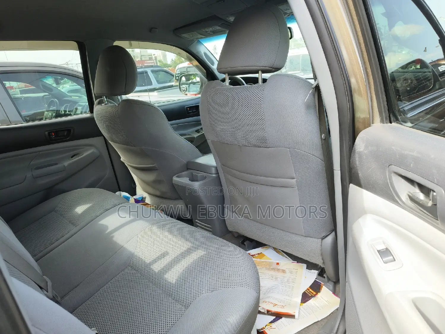 Toyota Tacoma Double Cab V6 Automatic 2011 Gold