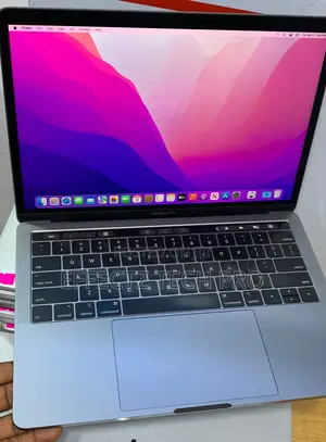 Laptop Apple MacBook Pro 2019 16GB Intel Core I5 SSD 256GB