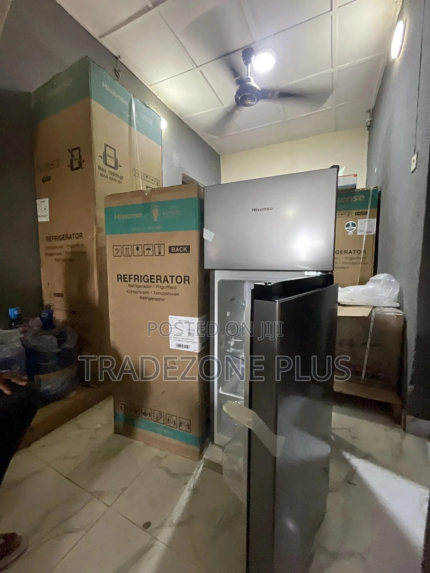Fast Freezing Hisense 124L Top-Freezer Refrigerator