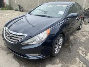 Hyundai Sonata 2011 Gray