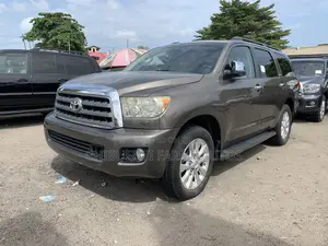 Toyota Sequoia Platinum 4dr SUV 4WD (5.7L 8cyl 6A) 2010 Brown