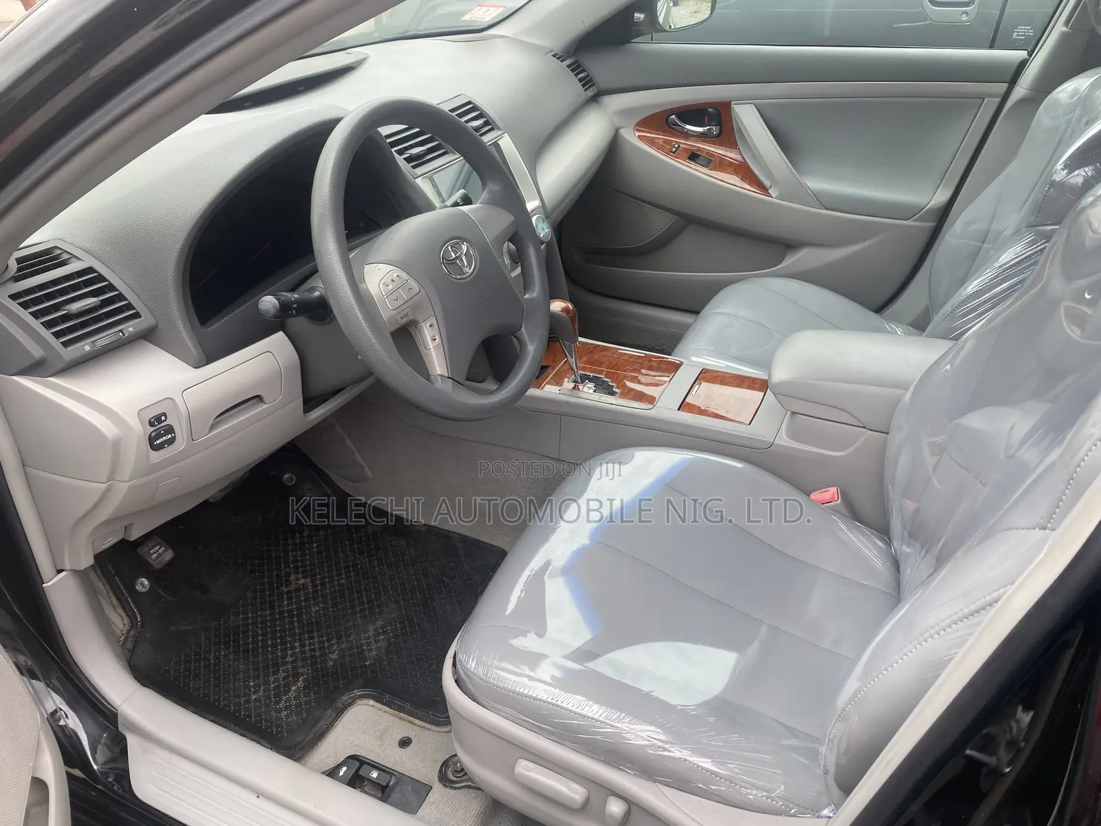 Toyota Camry XLE 4dr Sedan (2.4L 4cyl 5A) 2009 Black