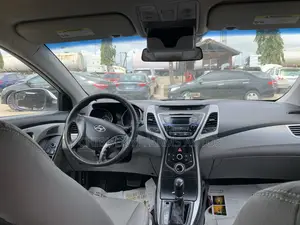 Hyundai Elantra 2014 White