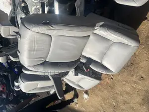 Complete Seat Toyota Sienna 2004-08 Direct Tokubo