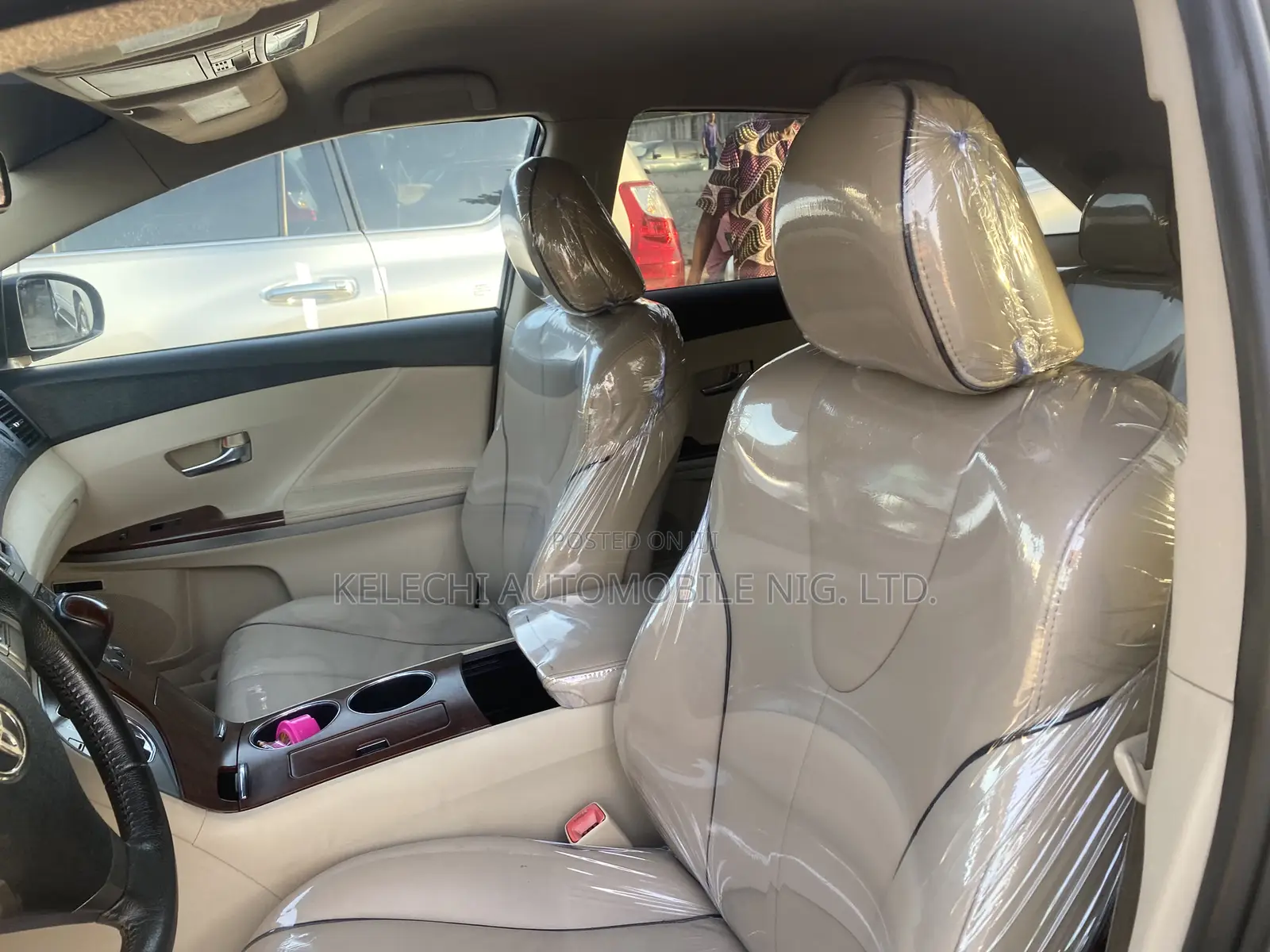 Toyota Venza AWD 2011 Brown